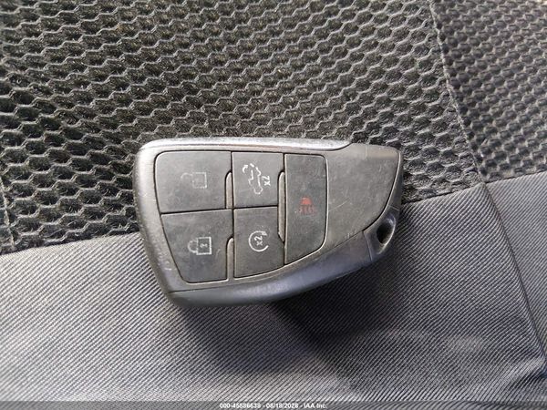 2022 CHEVROLET SILVERADO 1500 4WD  SHORT BED CUSTOM — I11