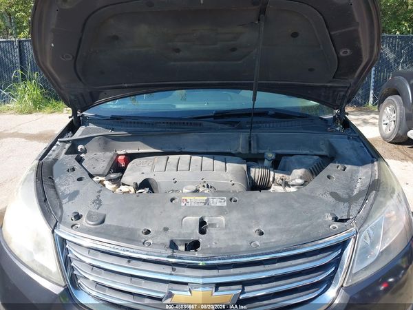 2015 CHEVROLET TRAVERSE LT — I10