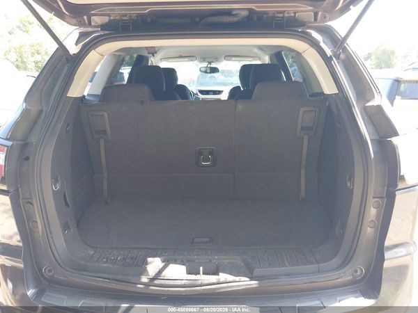 2015 CHEVROLET TRAVERSE LT — I152