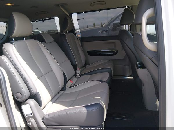 2018 KIA SEDONA SX