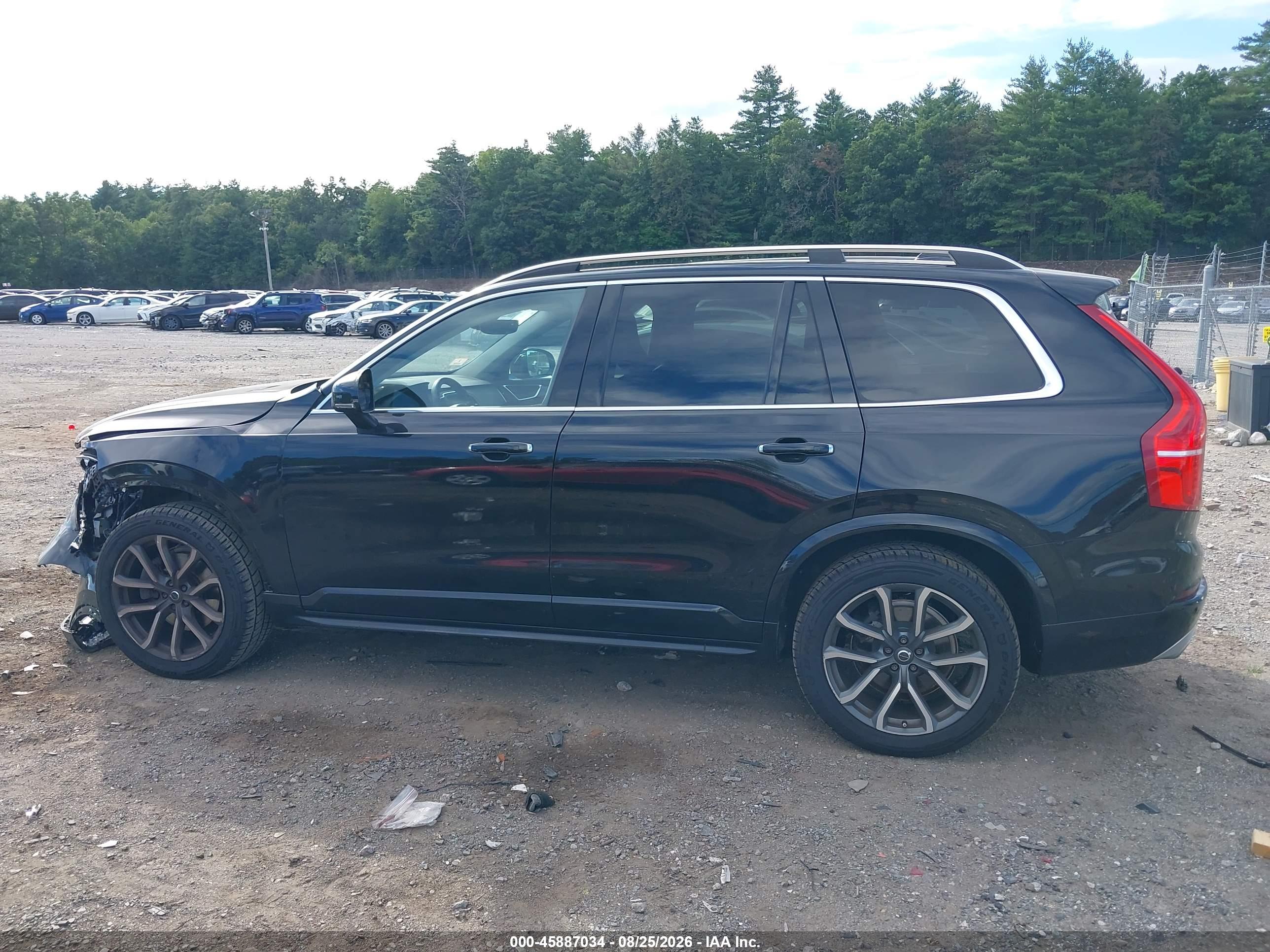 2019 VOLVO XC90 T6 MOMENTUM