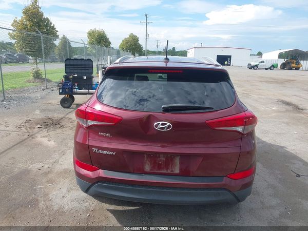 2017 HYUNDAI TUCSON SE