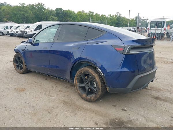 2026 TESLA MODEL Y