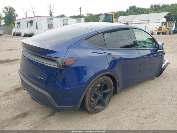 2026 TESLA MODEL Y