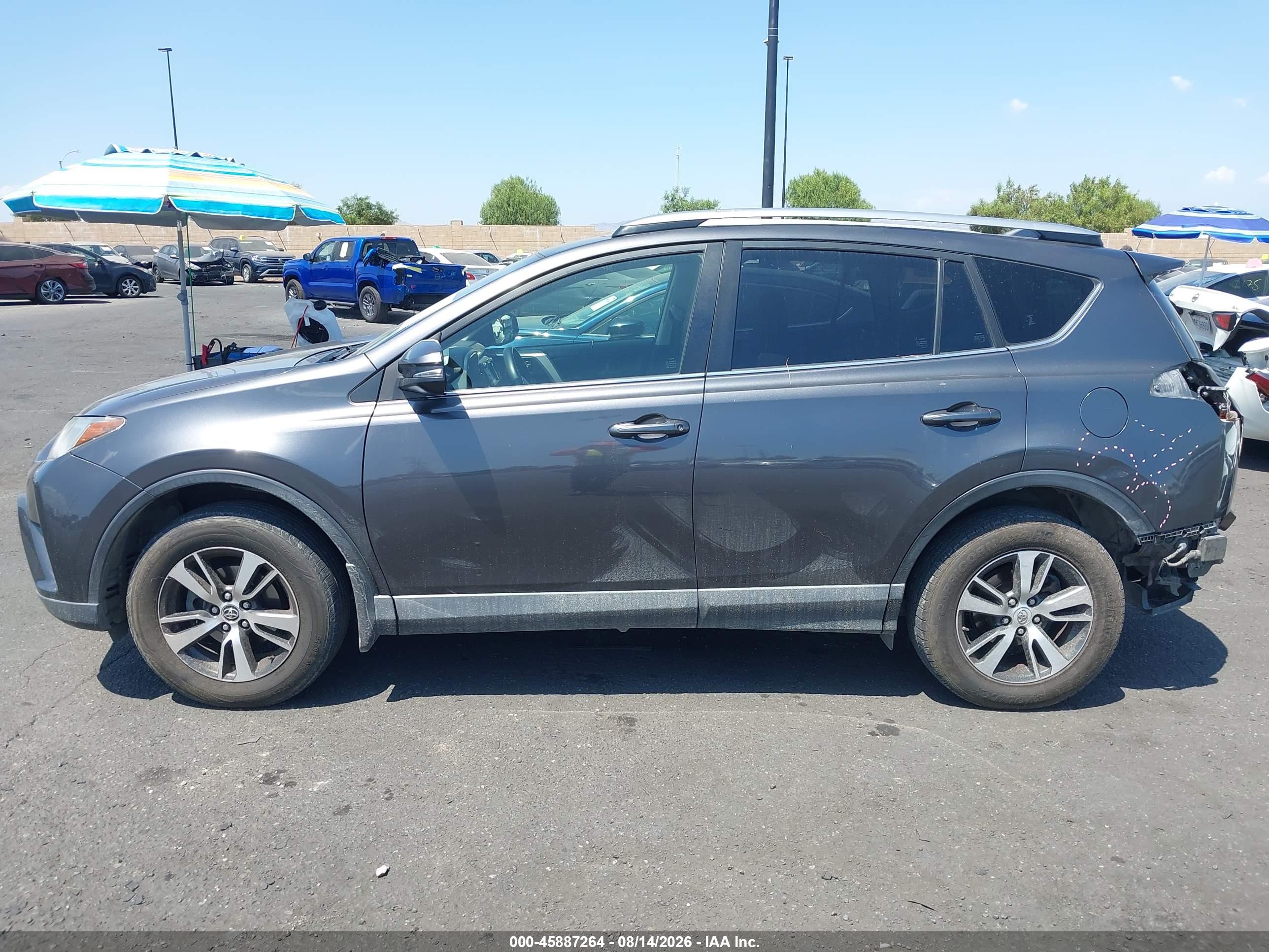 2018 TOYOTA RAV4 XLE