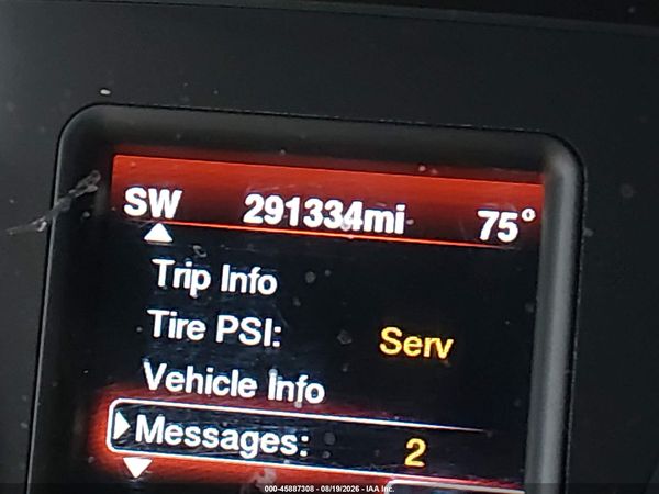 2013 DODGE CHARGER SXT — I118