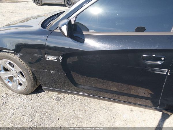 2013 DODGE CHARGER SXT — I152