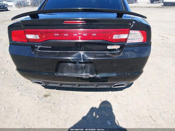 2013 DODGE CHARGER SXT — I153