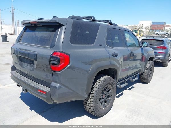 2025 TOYOTA 4RUNNER SR5