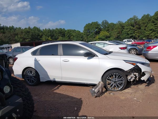 2023 KIA FORTE GT LINE