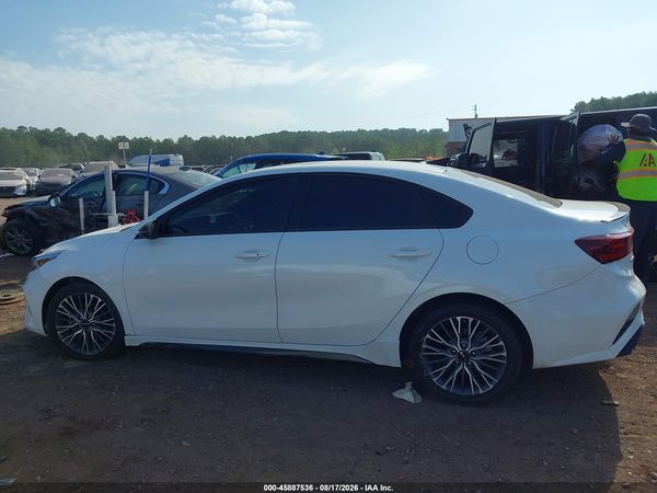 2023 KIA FORTE GT LINE