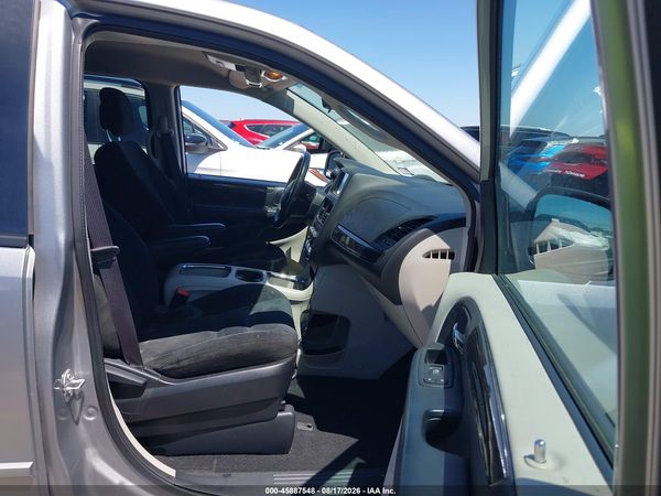 2016 DODGE GRAND CARAVAN SXT — I5