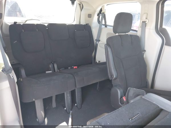 2016 DODGE GRAND CARAVAN SXT — I8