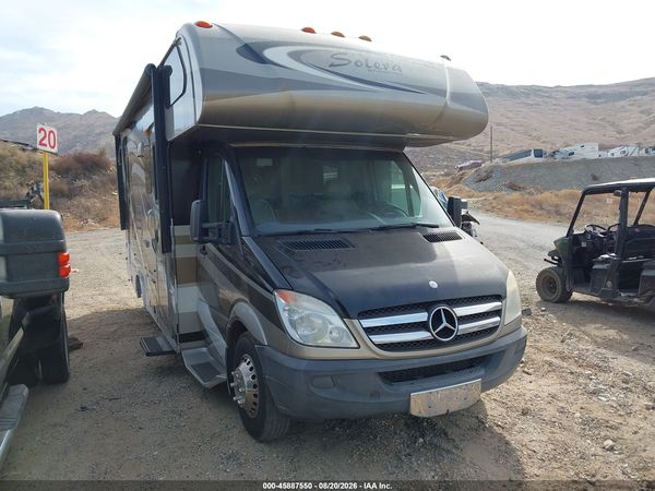 2013 MERCEDES-BENZ SPRINTER 3500 Standard Roof