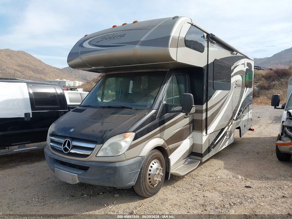 2013 MERCEDES-BENZ SPRINTER 3500 Standard Roof