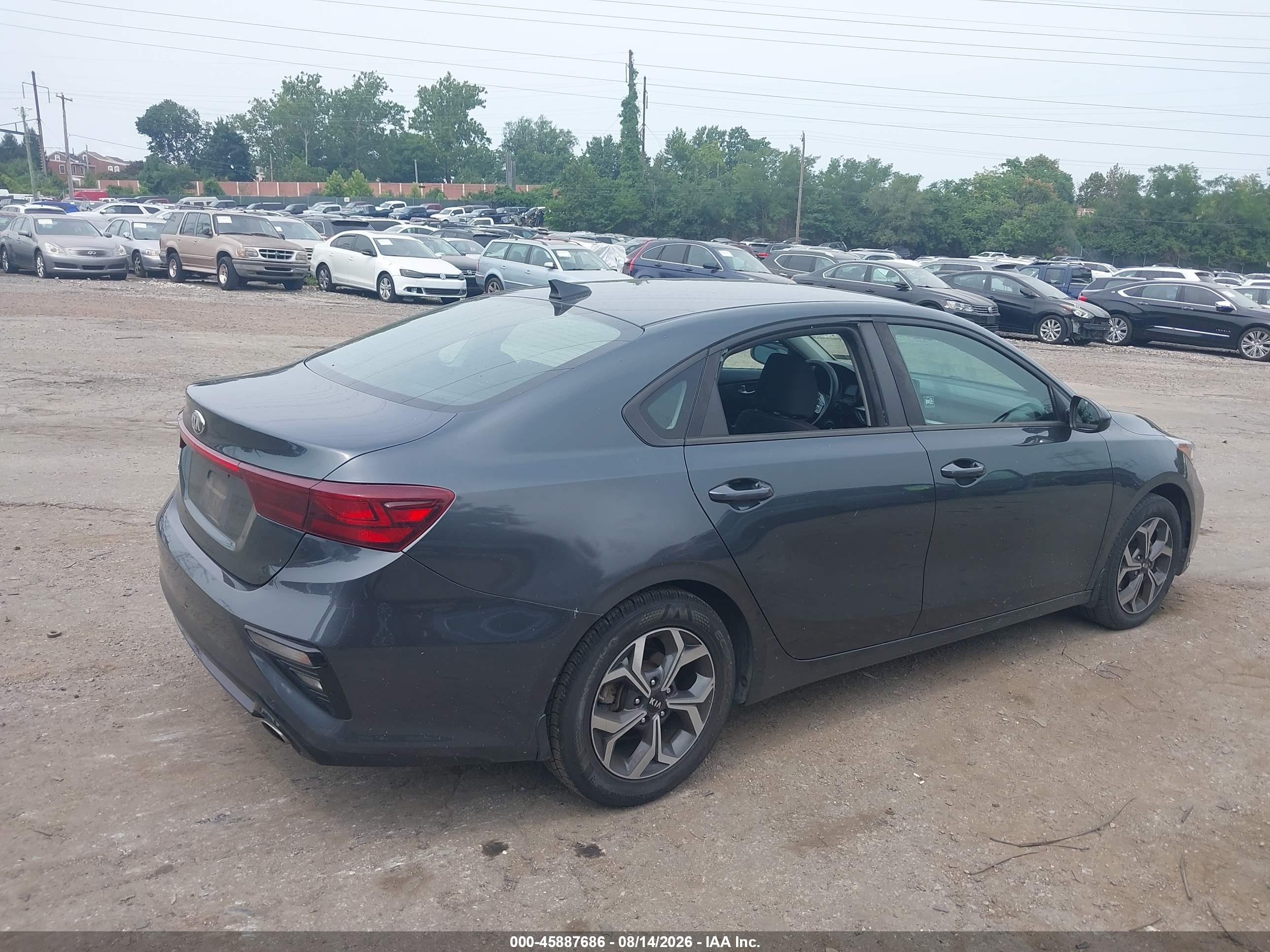 2019 KIA FORTE LXS