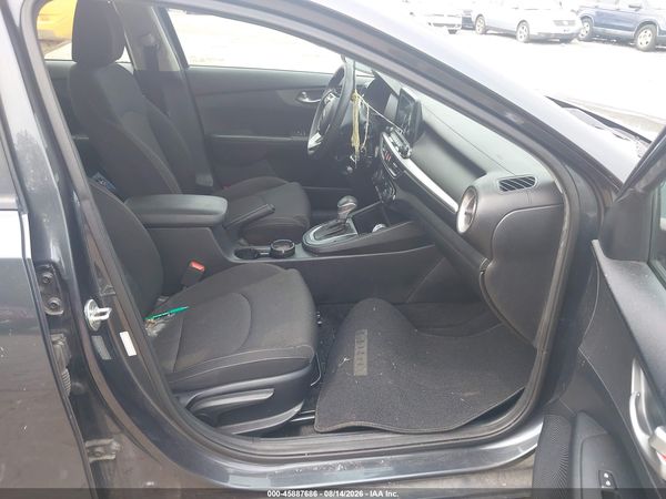 2019 KIA FORTE LXS