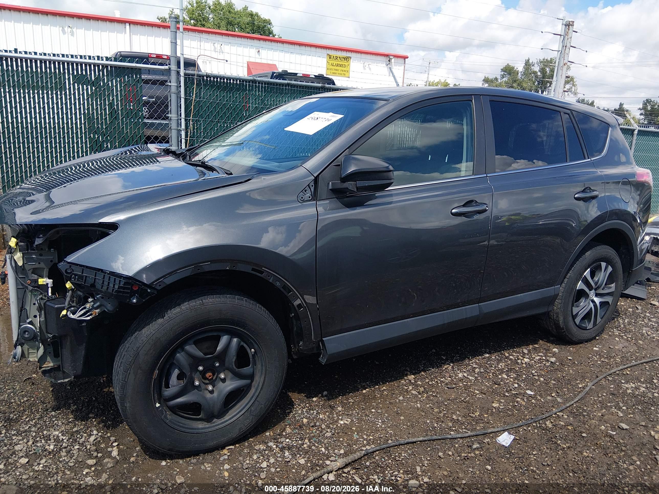 2018 TOYOTA RAV4 LE