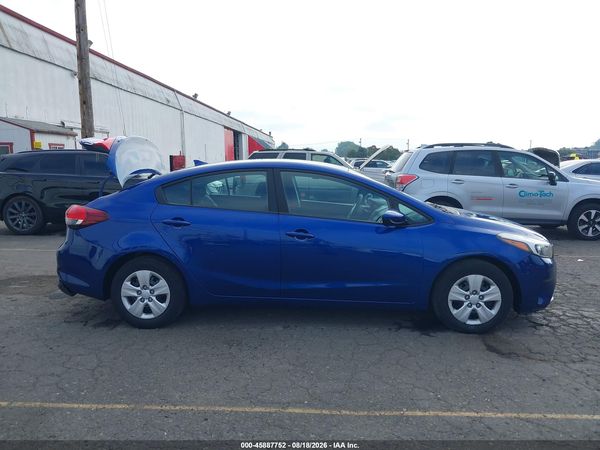 2017 KIA FORTE LX
