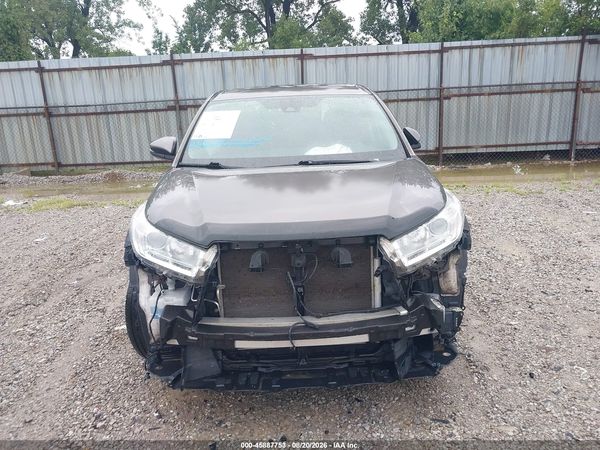 2019 TOYOTA HIGHLANDER LE PLUS