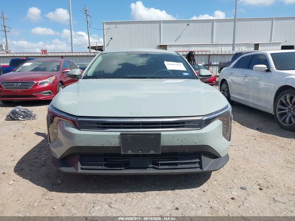2025 KIA K4 LXS