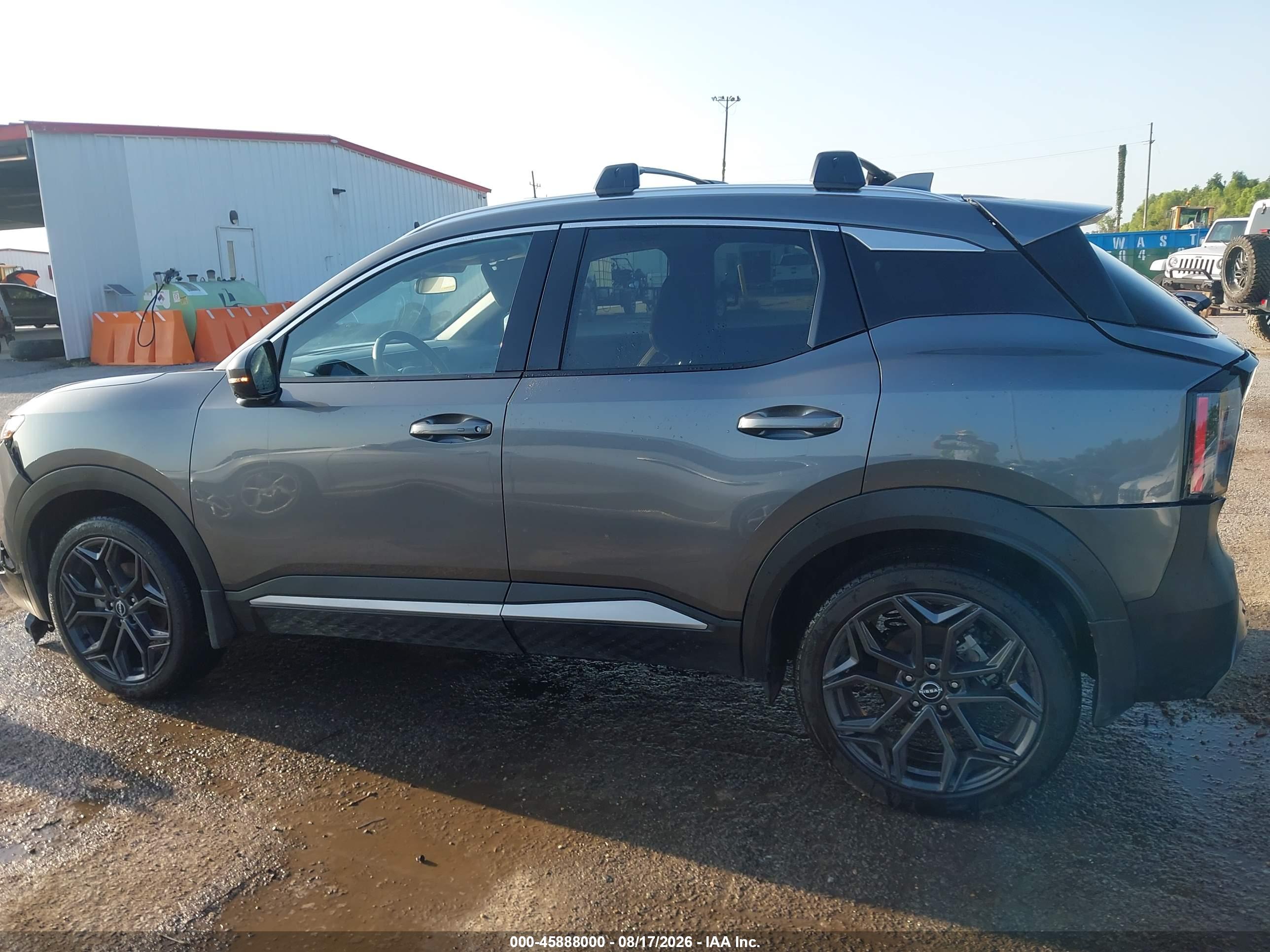 2025 NISSAN KICKS SR FWD