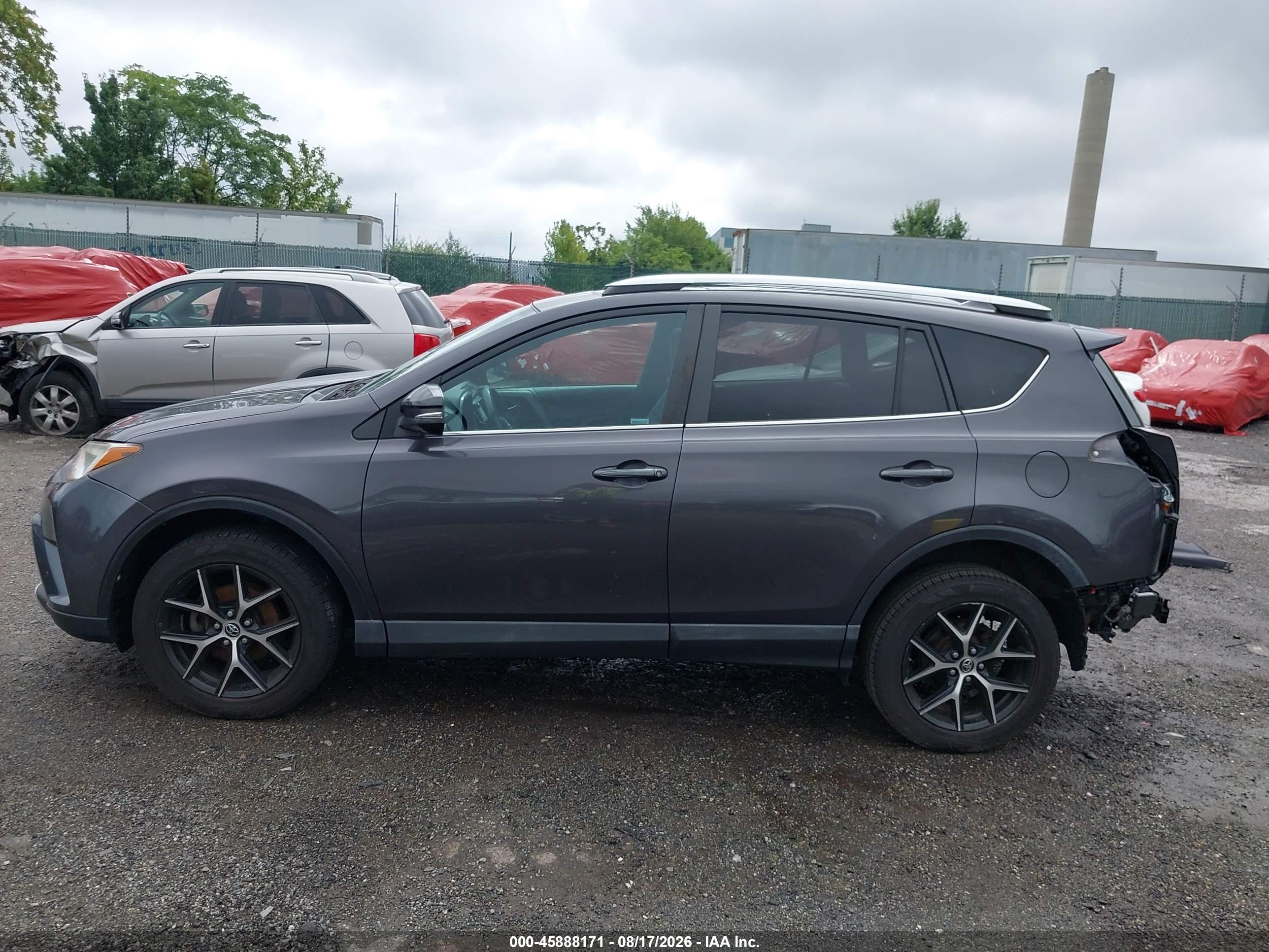 2016 TOYOTA RAV4 SE