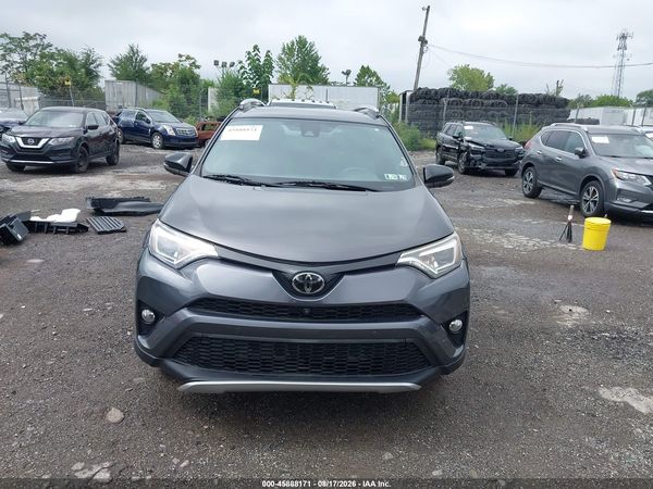 2016 TOYOTA RAV4 SE