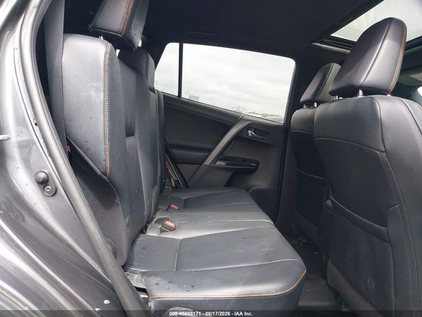 2016 TOYOTA RAV4 SE