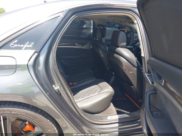 2014 AUDI S8 4.0T