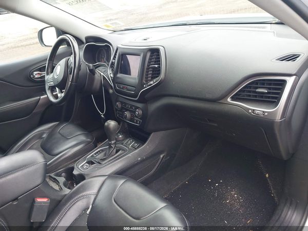 2019 JEEP CHEROKEE LATITUDE PLUS 4X4