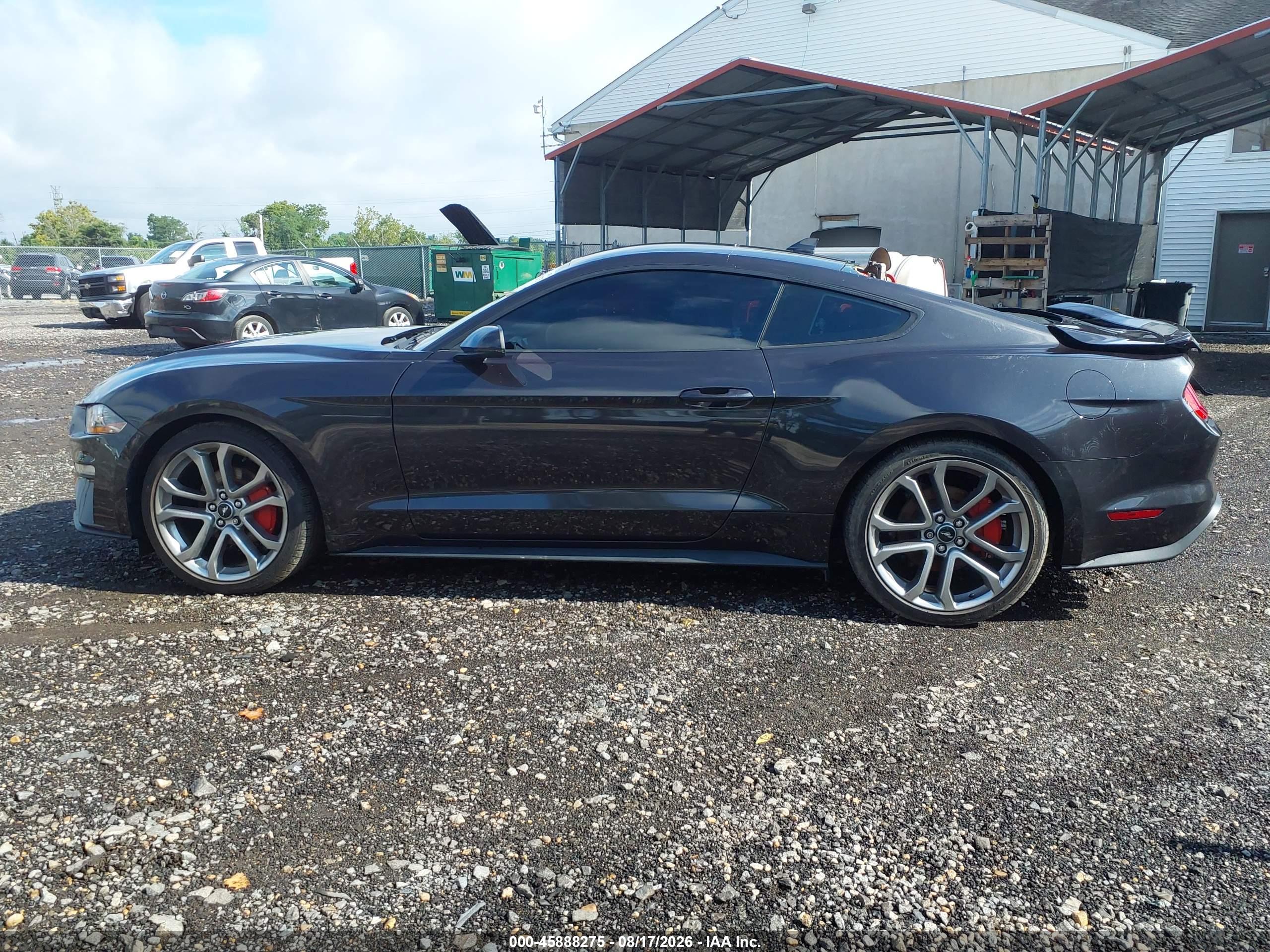 2022 FORD MUSTANG