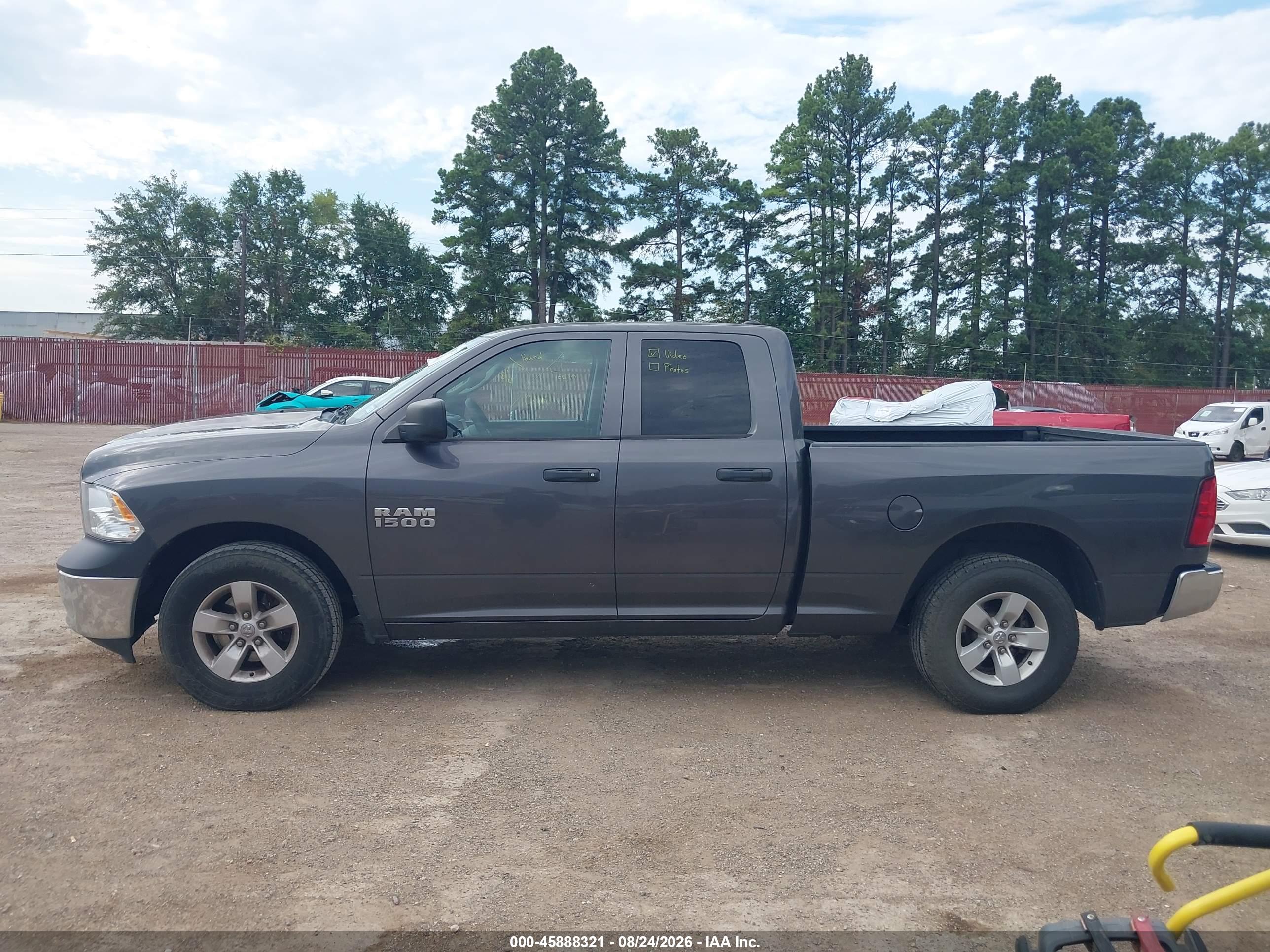 2017 RAM 1500 LONGHORN  4X2 5'7 BOX