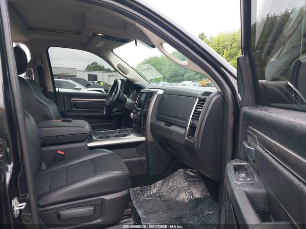 2016 RAM 1500 SPORT