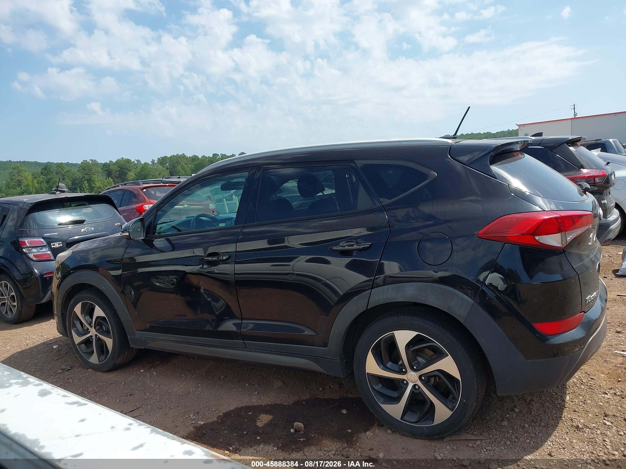 2016 HYUNDAI TUCSON SPORT