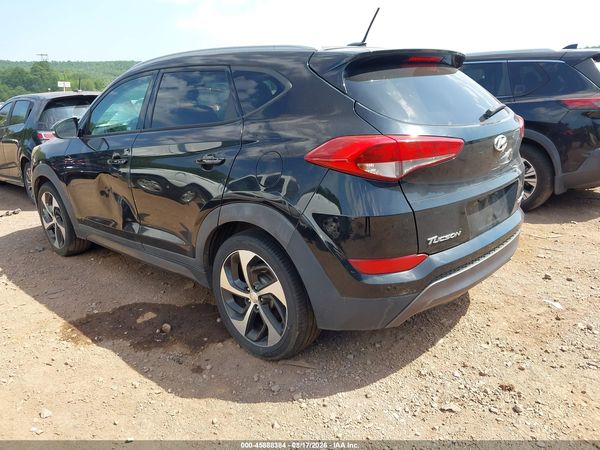 2016 HYUNDAI TUCSON SPORT