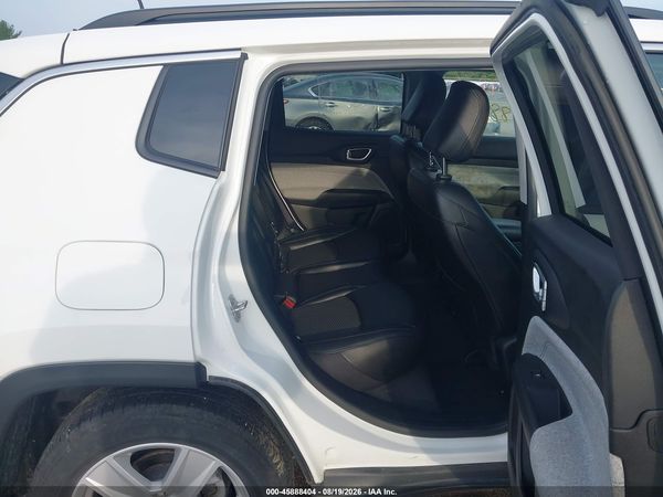 2022 JEEP COMPASS LATITUDE 4X4 — I8