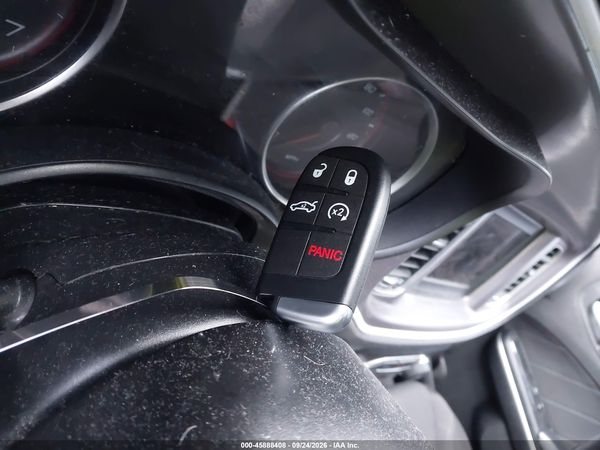 2019 DODGE CHARGER SXT RWD — I11