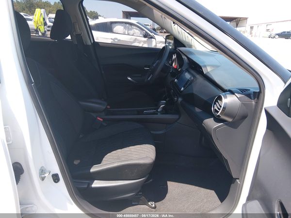 2022 NISSAN KICKS SV XTRONIC CVT