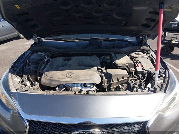 2017 INFINITI QX30 SPORT