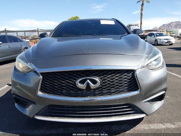 2017 INFINITI QX30 SPORT