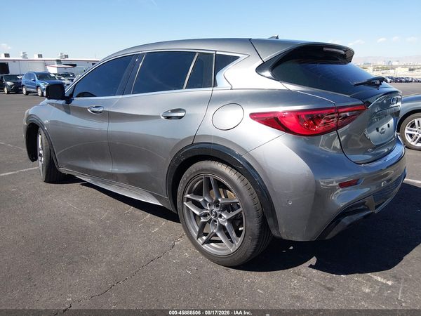 2017 INFINITI QX30 SPORT