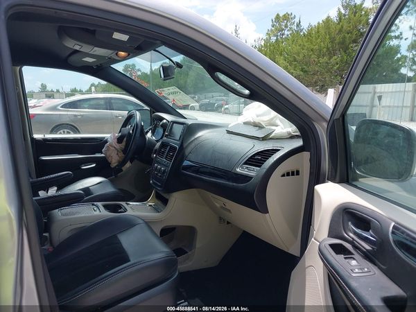 2017 DODGE GRAND CARAVAN SXT — I5
