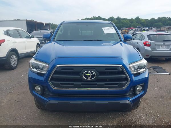 2017 TOYOTA TACOMA SR5