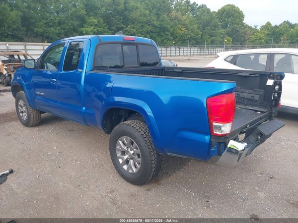 2017 TOYOTA TACOMA SR5