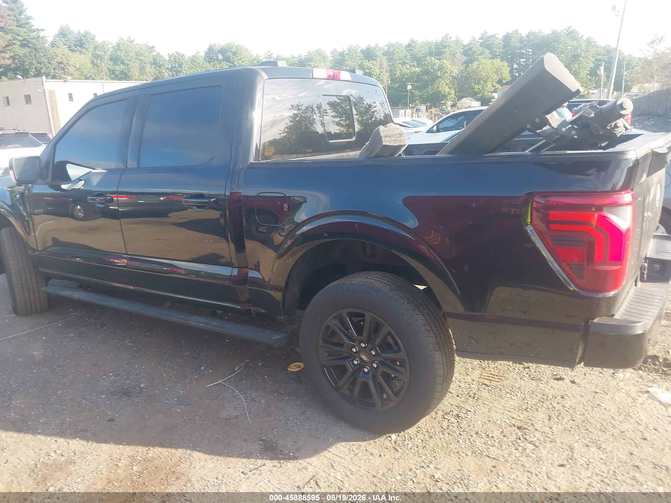 2025 FORD F-150 PLATINUM