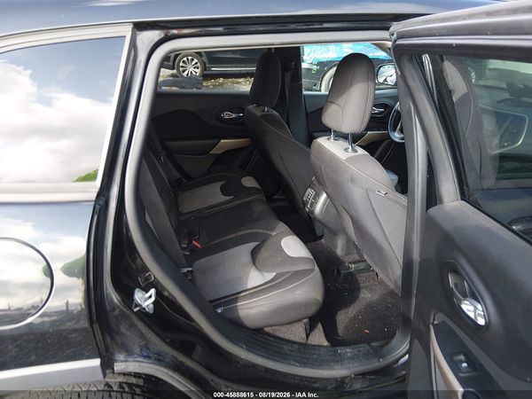 2018 JEEP CHEROKEE LATITUDE FWD