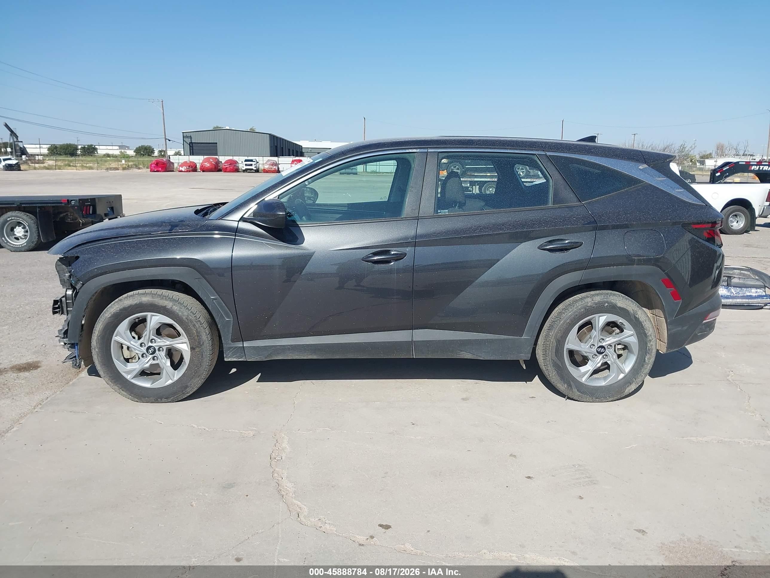 2023 HYUNDAI TUCSON SE