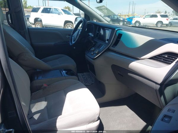 2015 TOYOTA SIENNA LE 8 PASSENGER