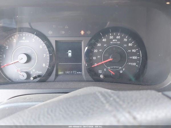2015 TOYOTA SIENNA LE 8 PASSENGER